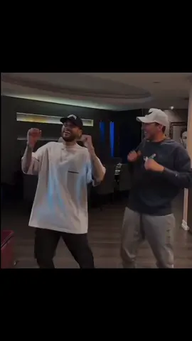 Neymar dançando 🤕 #neymar #fouryou #fouryou 