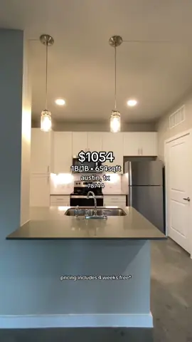 PS: this unit was $200 more expensive just 2 weeks ago 🤫dm us to get more info from an agent 💬  #austintx #atxapartments #apartmenthunting #apartmenttour 