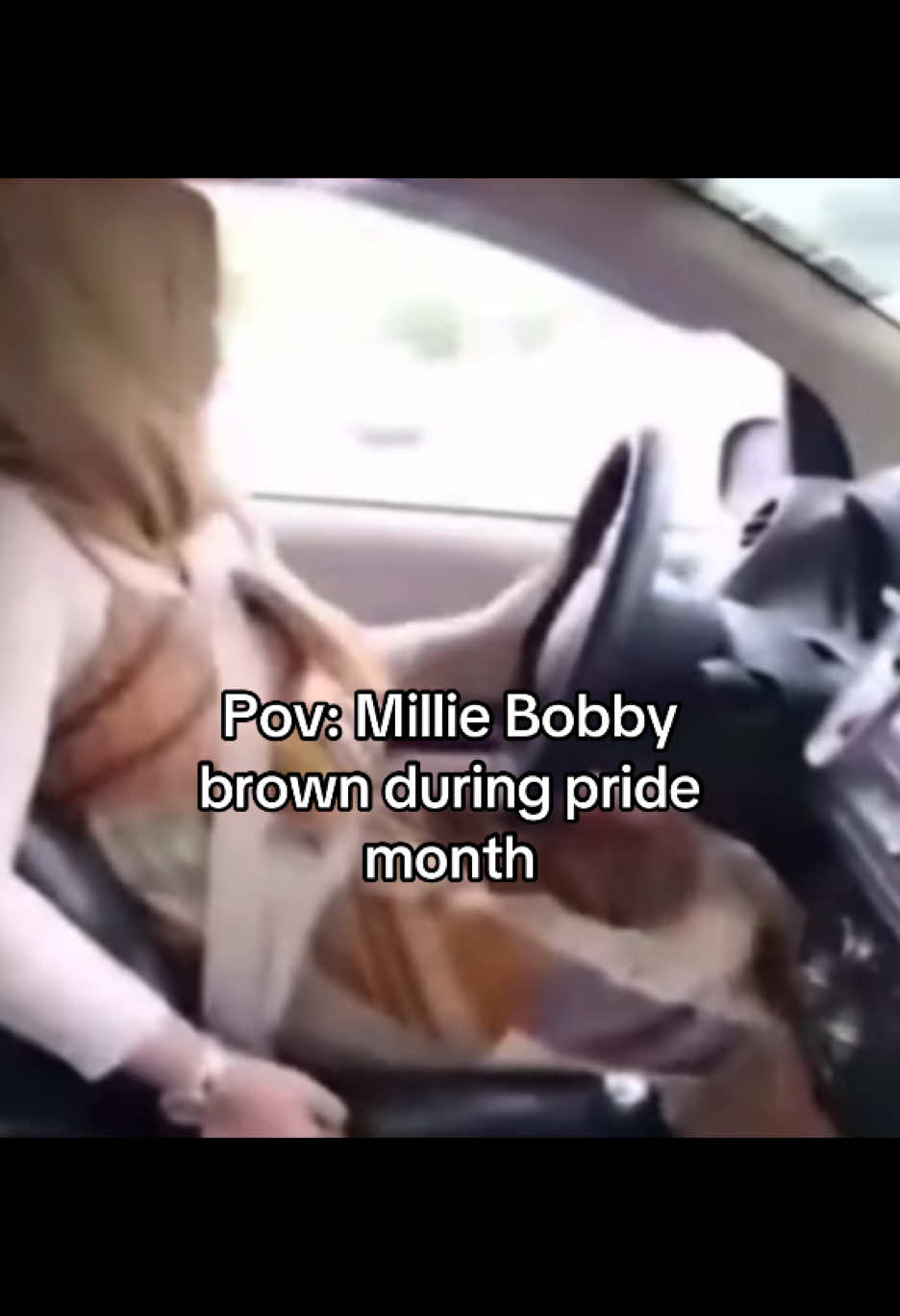 She is a queen for it 😍 #floptok #milliebobbybrown #pridemonth #viral #funny #fyp #blowthisup #boojayna😍 #flopera😘💅 #floptok😍😍😭😌🤞💅💅 