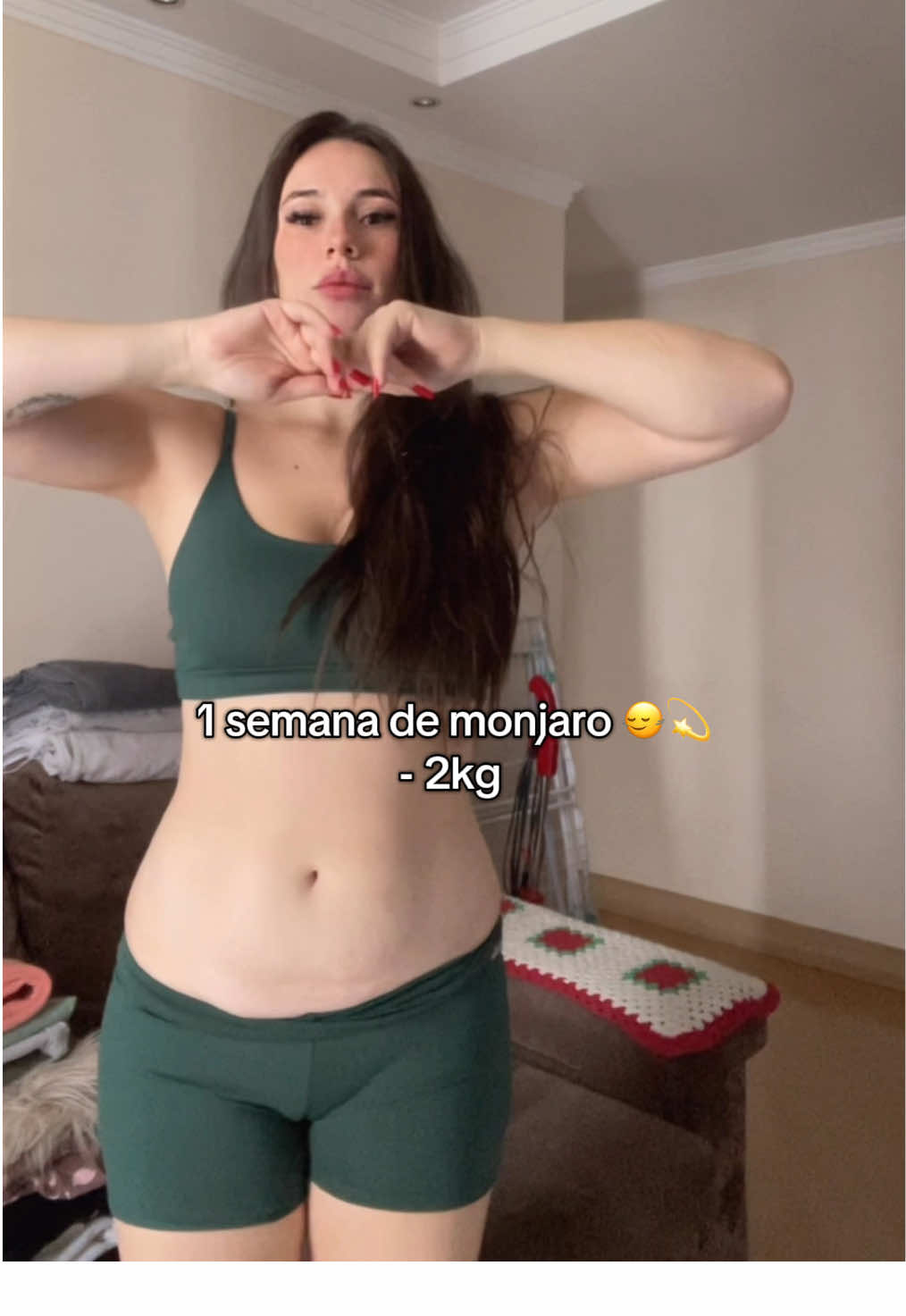 Eu não sabia que tinha 19% de gordura corporal e quase uma “pré” diabetes.. o meu corpo além de ter se adaptado SUPER bem com o tratamento fez com que eu voltasse a treinar com mais vontade e alinhasse a minha dieta novamente #maternidade #monjaro #mulher 