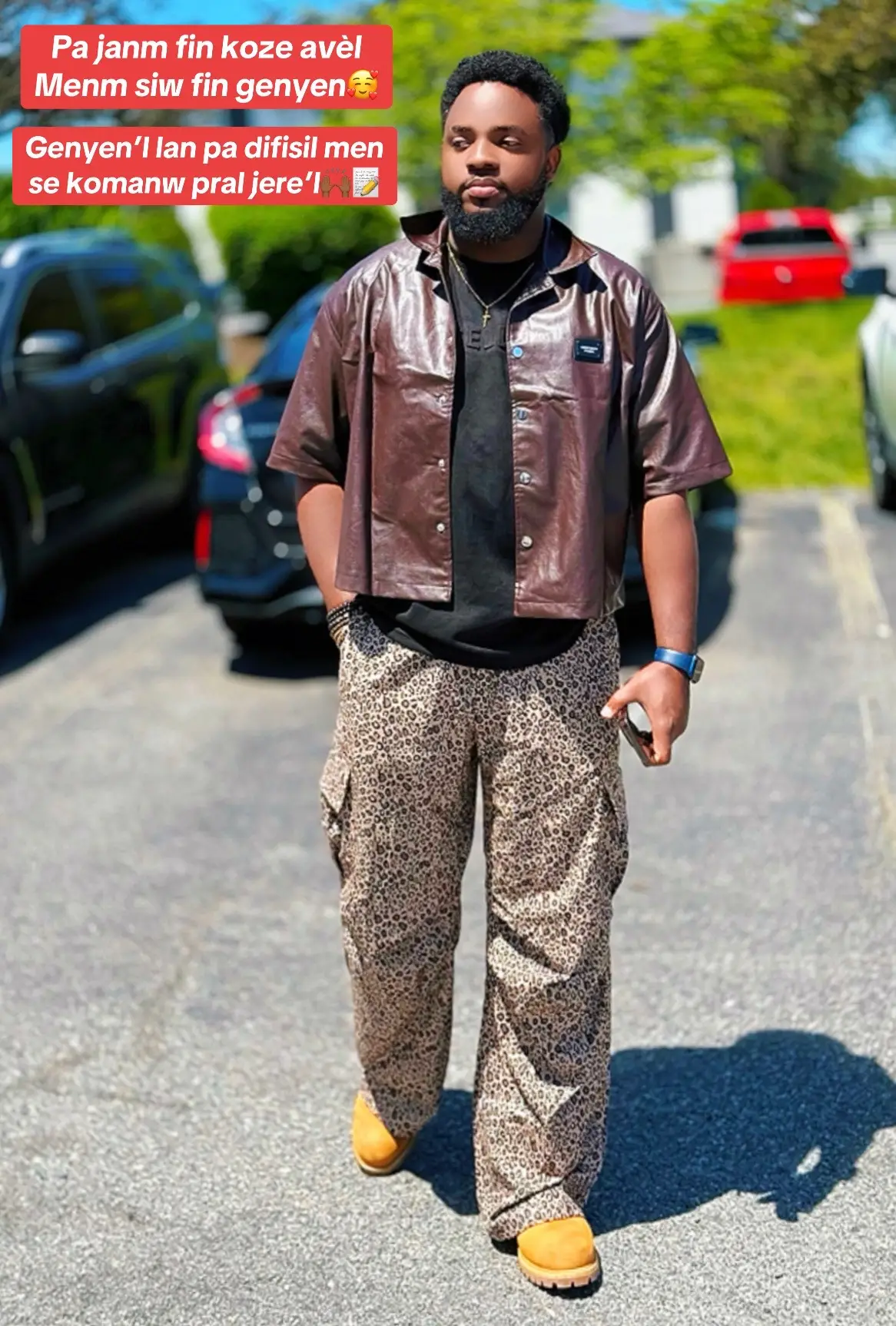 Genyen Fanm nan se youn jere’l lan se 2 menm siw gen 50 ane avel li toujou ap atann lanmou menm siw fe tout tan avel le jour ou pa dil ou renmenl lap panse wap fel pase mizè, bay medam yo lanmou mesye🥰 #fypシ #foryoupage #haitiantiktok #fyp 