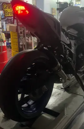 SUZUKI GSXS750 2019!! Reprogramacion + Pops & 2step!!! #ecuflash #ecuflashing #dyno #suzuki #gsxs #750 #2019 #guate #graymond #brothers