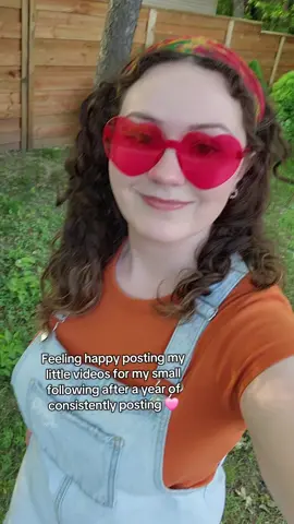 Can you believe it's already been one full year of posting on this account?! ❤️ I'm proud of every video I make, no matter how small or silly they may be! ✨️ I've had so much fun creating content for you all- even if there are only a few of you watching my videos 🥹🫶🏻  #oneyear #oneyearanniversary #midsize #microinfluencer #smallinfluencer #localinfluencer #plussize #curvy #midsizeinfluencer #plussizeinfluencer #curvyinfluencer #midsizeootd #plussizeootd #curvyootd #midsizewomen #plussizewomen #curvywomen #trendwithem
