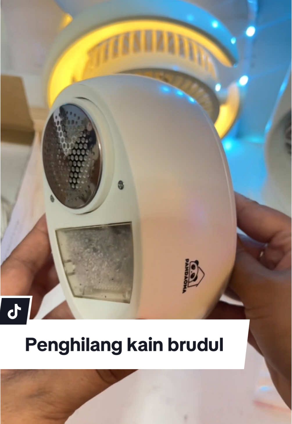 Membalas @19:02👻 bentuknya ky setrikaan mini yp ini lint remover buat nyabutin brudul2 di kain✨ #lintremover #lintremoverpandaoma #penghilangbulupakaian 