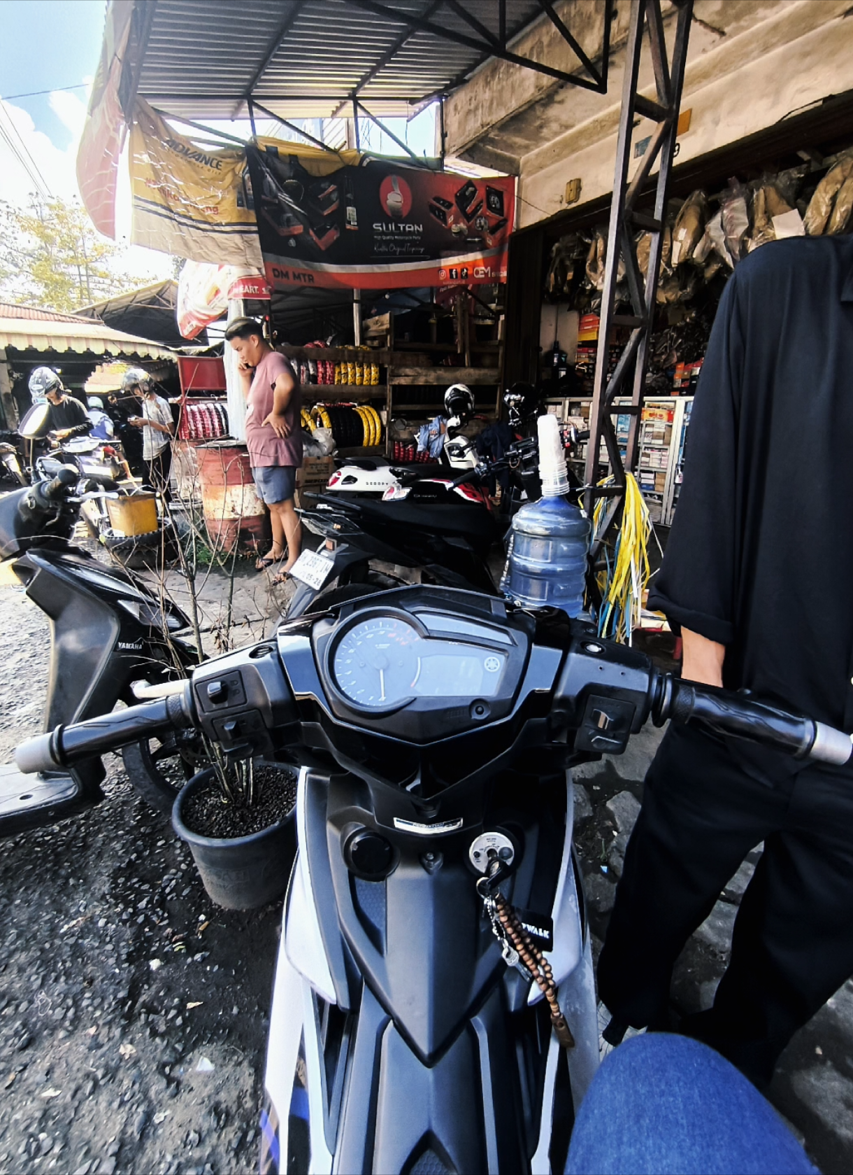 😋 #mxkingv1🚀 #mxkingv1 #mxkingindonesia #mxkingsolostyle #y15zr #y15zrmalaysia #exciter155 #4u #fy #fyp #fypage #fyppppppppppppppppppppppp #fypシ゚ #CapCut #excitergp #exciter150độkiểng🇻🇳 #