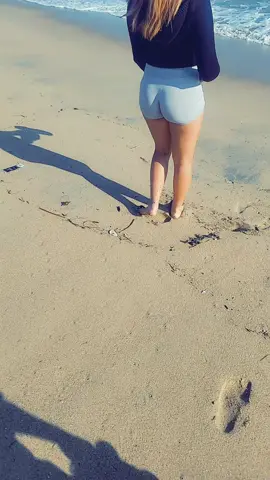 corriendo en la playa 😎 👌 