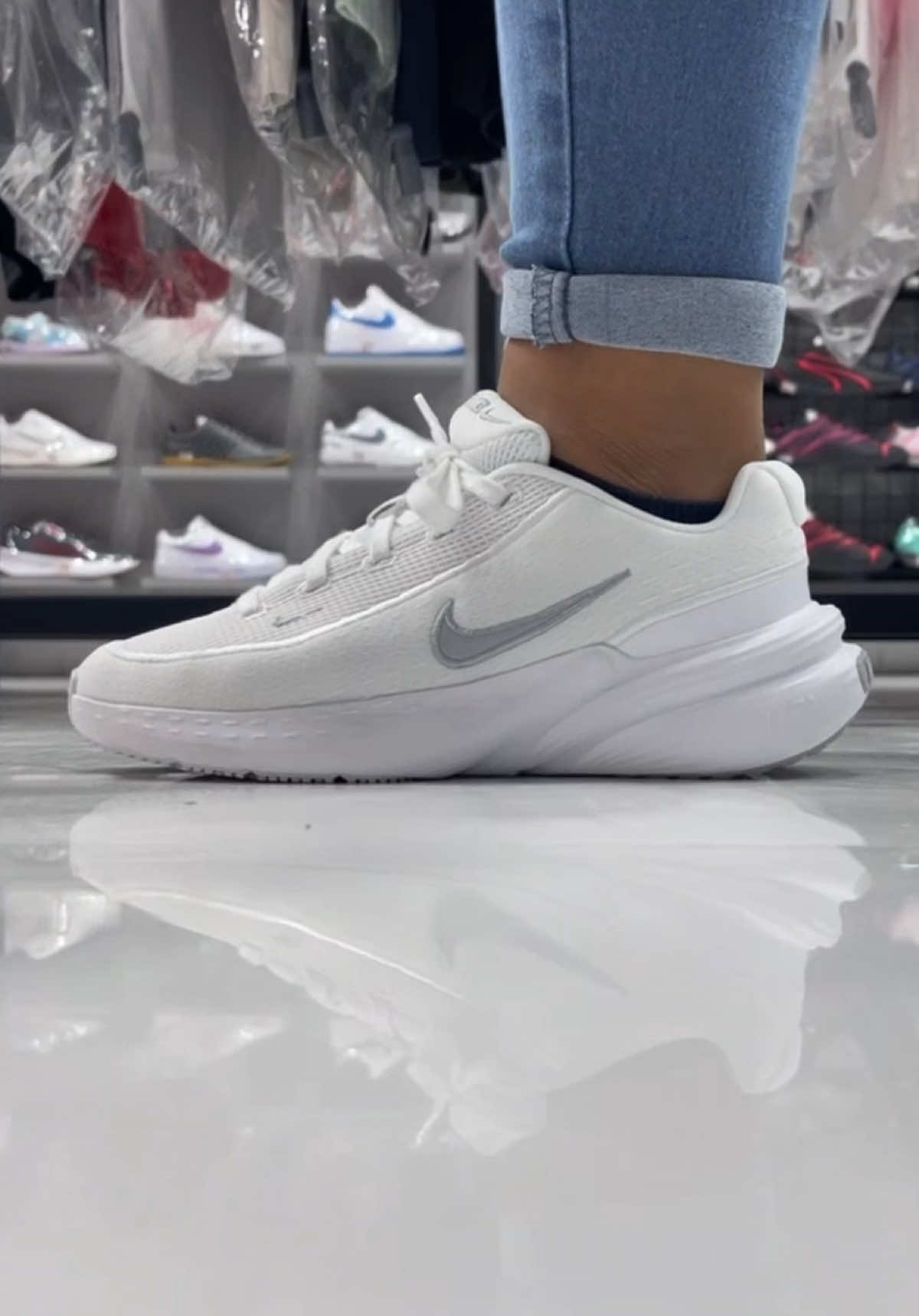 Nike Uplift SC , tan cómodas que no las dejarás de usas.🔥👩🏻 #nike #nuevas #tavasperu #zapatillasoriginales #mujer #parati 