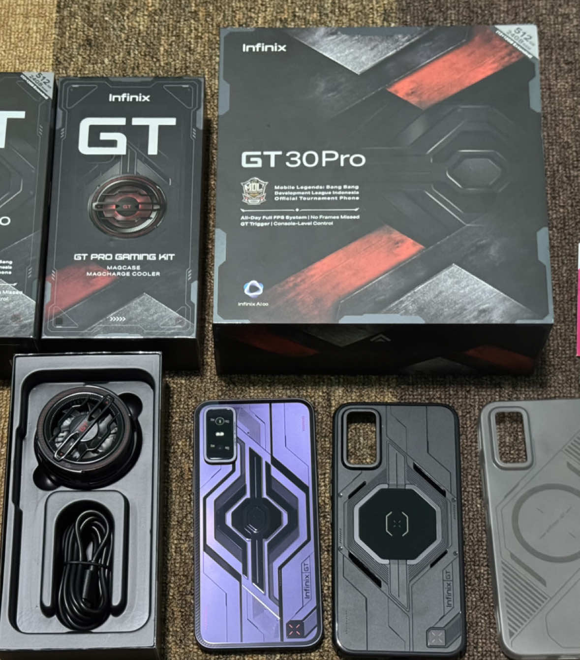 Welcome Infinix GT 30 Pro 5G Special GIFT BOX RAM 12GB/512GB ❤️❤️Yeyey hp suami buat gaming datang jugaa,, ga sia sia ikutan WAR tengah malam,, WAR 3 menit langsung ludes abisss😘😘 @Infinix Indonesia #infinixgt30pro5g #infinixgt30pro5gunboxing #infinixindonesia #pubgmobile #gaming #unboxing #fyp #viral 