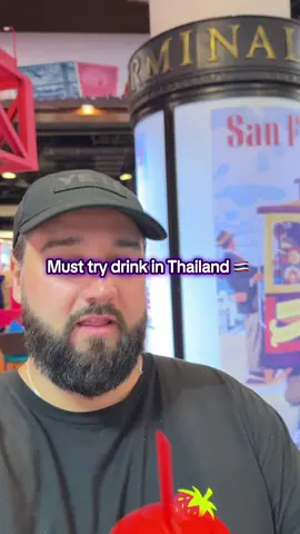 This is a MUST try drink when in Thailand 🇹🇭  @ChaTraMue is the Original and BEST Thai Tea in the whole of Thailand. #travel #explore #thailand #thaifood #hack #travelhack #viral #thaitea #drink #backpack #uk #us #london #tiktok #FoodTok #viraltiktokvideo #fyp 