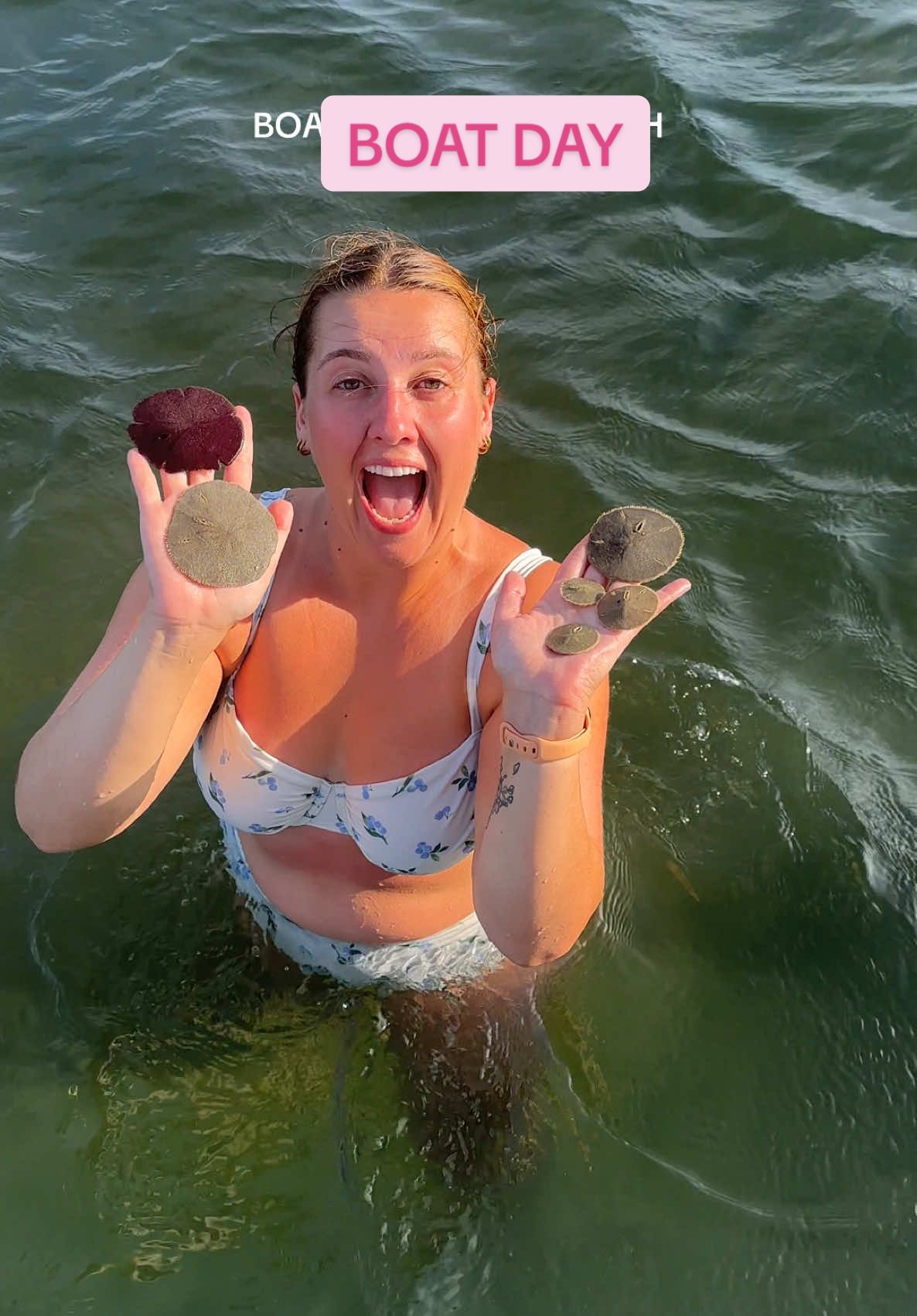 honestly the best day of the trip #rosemarybeach #santarosabeach #santarosa #30aflorida #inletbeachflorida #seasidebeach #graytonbeach #floridalife #destinflorida #boatday #gulflife 
