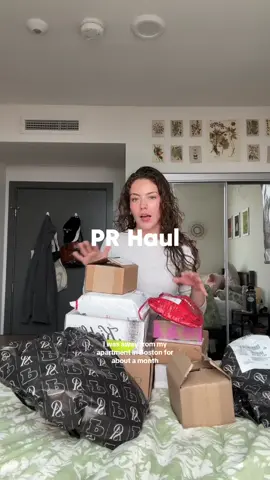 How many times can I say exciting in a video 🤭🤭 so thankful to all of these brands  @OSEA Malibu @Kiehl's Since 1851 @Victoria’s Secret @VSPINK @Thayers @caliray beauty @Lancôme @Living Proof, Inc. @TOUS @Rael @Valentino.Beauty  #prhaul #nanoinfluencer #keepposting #haultok #contentcreator 