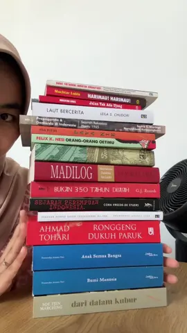 mendengar cerita yang tak sempat diceritakan.  #sejarah #sejarahindonesia #BookTok #historybook 