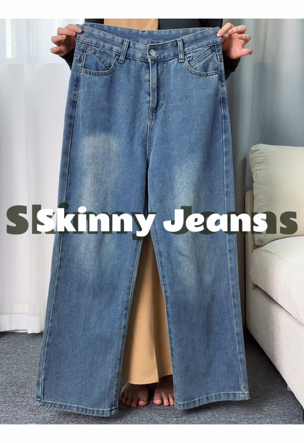 The high waist design is too friendly, 55 points becomes 37 points in seconds🌟 #clasheootd #jeans #jeanshighwaist #baggyjeans #jeansoutfit #widelegjeans #plussizejeans #jeanswanita #seluarjeansmurah #seluarcantik #jeanswanitamurah #seluarviral #seluarpalazo #seluarjeansperempuan 