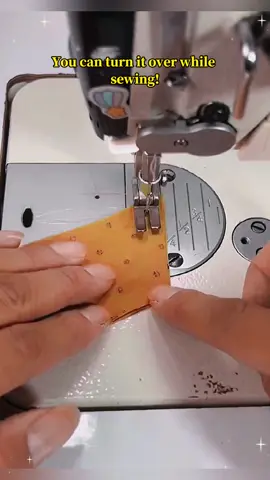Sewing tips: you can turn it over while sewing #sewing #sewingtips #factoryjob #foryou_doryou_page😍❤️ #foryou #fabricsewing 