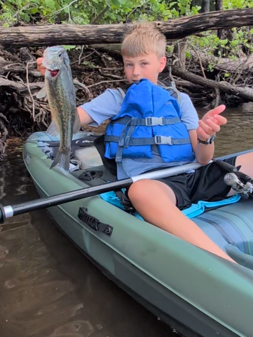 catching and releasing healthy fish, that's what we do#kayakfishing #foryoupage #alwaysberecording #gopro #grandlakeoklahoma 