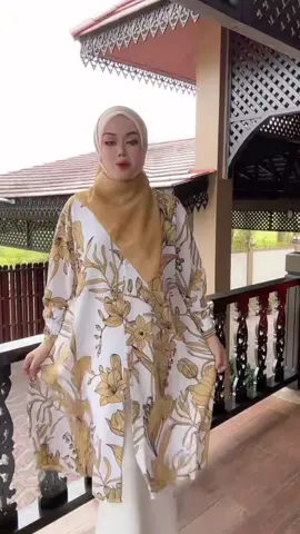 Blouse labuh, design cantik dan material kain sedap pakai. Tak grab rugi dooh!  #blouseviral #blouselabuh #blousemuslimah #4u #fyp 
