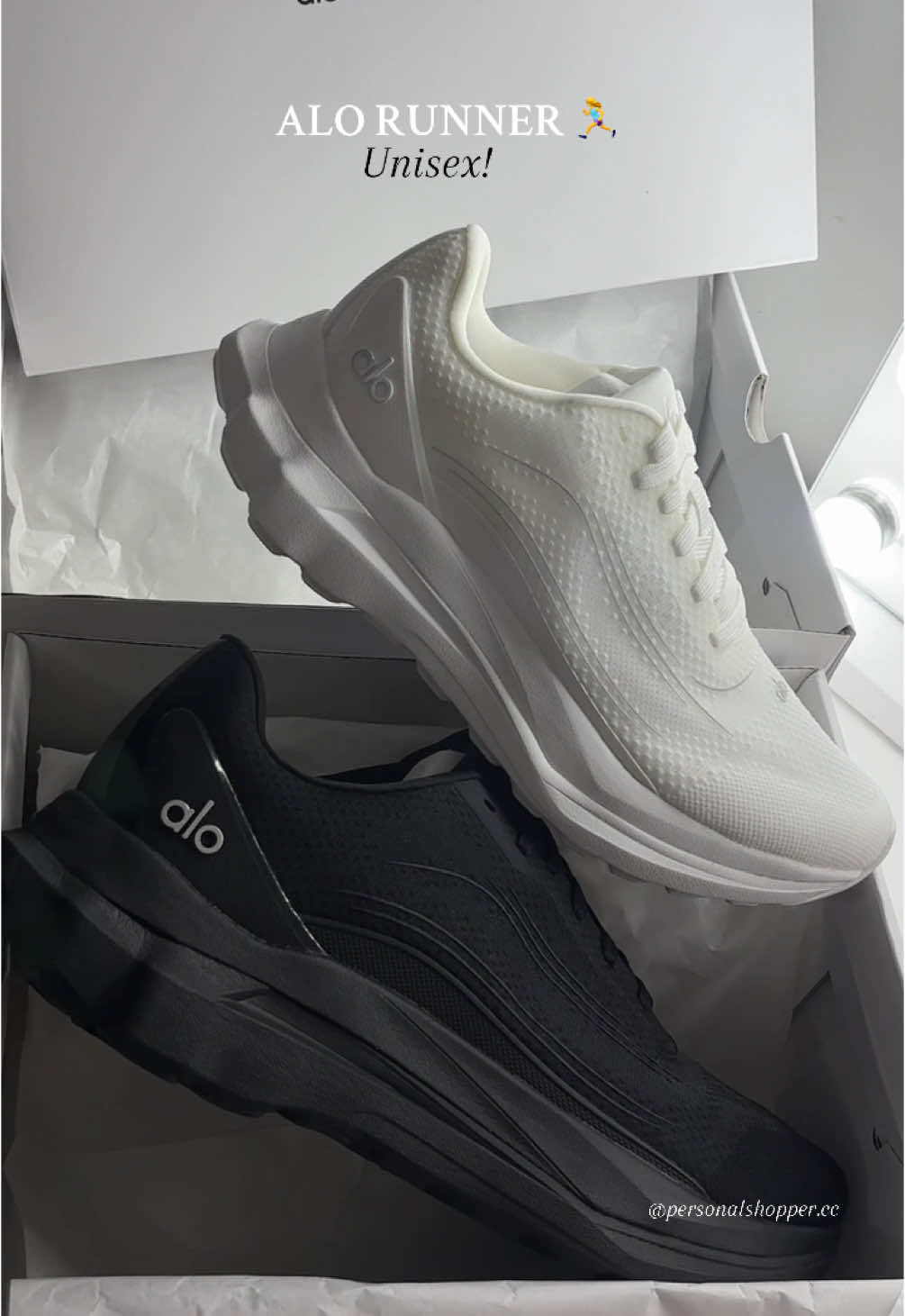 Alo runner 🏃  Envios a todo Mx🇲🇽🚚 #aloyoga #alorunner #aloyogasneakers #sneakers #sneakerhead #sneakershopping #shoppinghaul #shoppingaddict #personalshopper #personalshoppersa #mexico #mexico🇲🇽 #compras #comprasonline #aloyogaclothing #aloyogamexico 