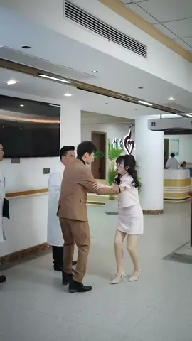點擊視頻左下角按鈕觀看精彩全集。#因為一個片段看了整部劇 #好劇推薦 #短劇 