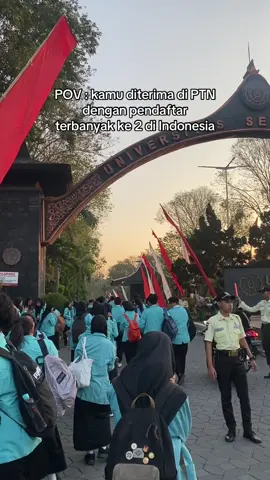 sore ini bersiap menjadi semarmuda'25 🩵 #uns #universitassebelasmaret #snbt #utbk #maba2025 