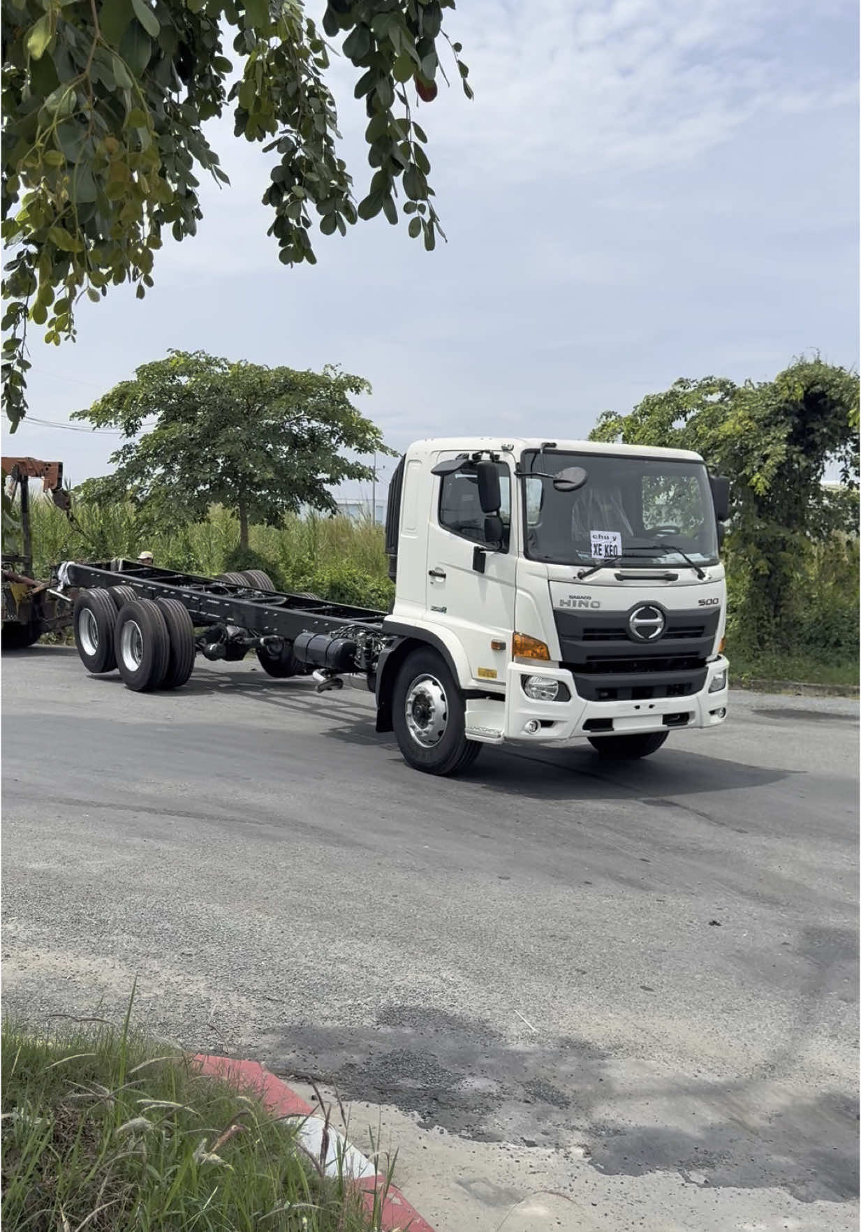 Bướng quá ko chịu đi nên phải lôi về 🤣#hinoeuro5 #hino #xetaitiktok🚛 