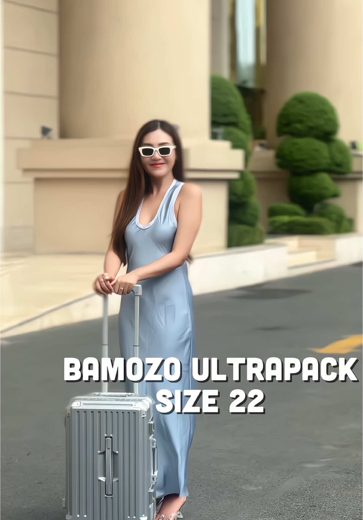 Bí quyết du lịch gọn nhẹ nhưng đựng siêu nhiều đồ của Lynh #bamozo #valiultrapack #valiviet