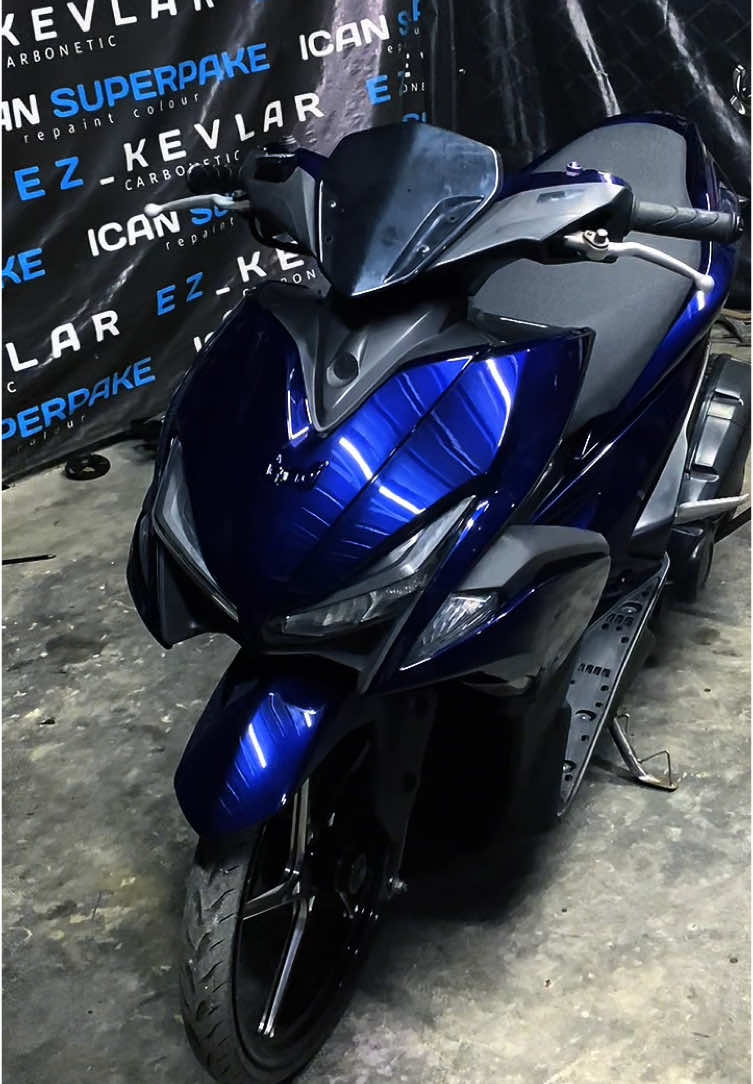 Aerox old 🤙🏼🤙🏼 📌Colour : super moonlightblue🥶 Minat ??⬇️⬇️⬇️ Terima jasa cat / repaint • velg motor [6jam beres ] • body motor • rangka dan part lain nya • carbon kevlar forged 💈lokasi : banjarsari, ciamis, jawa barat #repainting #repaintvelg #repaintbody #repaintbodymotor #repaint #repaintmotor#carbonkevlar #carbonkevlarforged #carbon #modifikasi_motor #modifikasi #tukangcat #tukangcatmotor