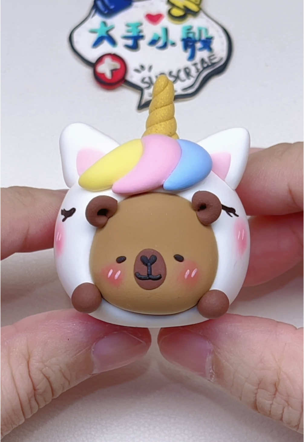 Unicorn capybara🦄 #clay #crafting #clayart #shorts #DIY 