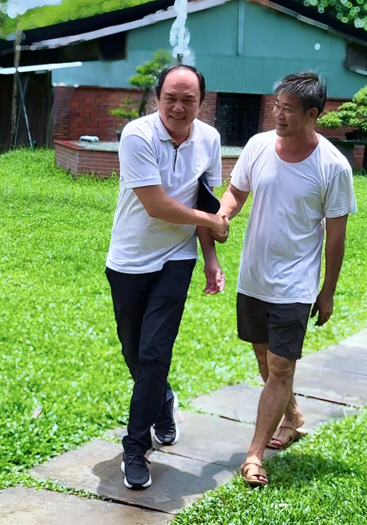 Chú Sơn Giao Thông và Chú Hiển Long Xuyên cùng chia sẻ đam mê trao đổi kinh nghiệm hướng đến phát triển  .#traigasongiaothong #traigahienlongxuyen #oanhsg #xuhuong #trend #trending #thinhhanh #viral 