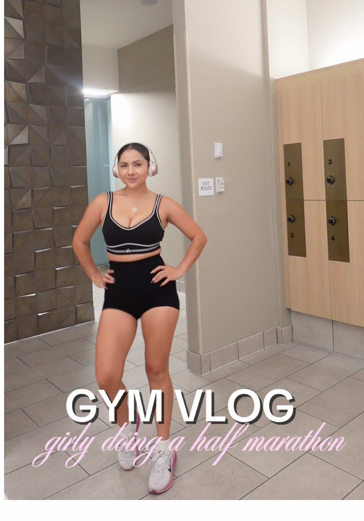 Running 13.1 miles takes more than cardio—it takes muscle, mobility, and mindset 🎀 #legdayroutine #runningmotivation #nikeafterdarktour #halfmarathontraining #fypage #latinas 