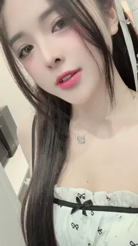 Môi hát cái chi không khớp tí nào vậy ạ @Mochiii 🤍  🤣🤣  #mochiii #sennemochiii #fancam 