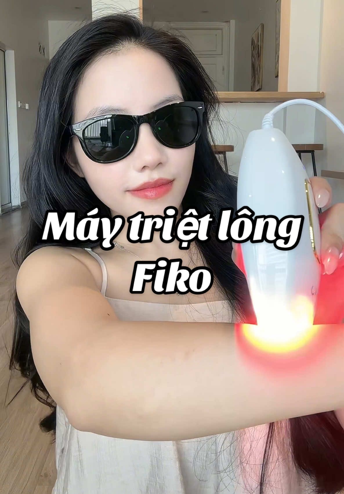Tự triệt lông tại nhà cho nhanh, trước m chưa dám mua máy vì nghĩ máy triệt lông khá đắt chứ không biết có loại giá hssv mà triệt ok vậy #jessicareview #maytrietlong #fiko #maytrietlongfiko #trietlongtainha 