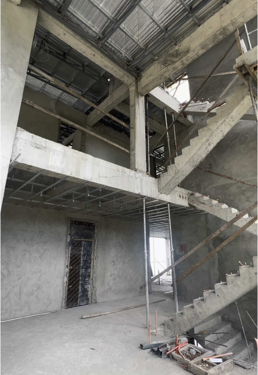 Long time no post! Here’s a quick edit for a quick update of our Pinewoods project. Almost done with plastering works 😍 #fyp #fypage #fypシ゚ #architecture #construction  #constructionlife #baguio #baguiocity #CapCut 