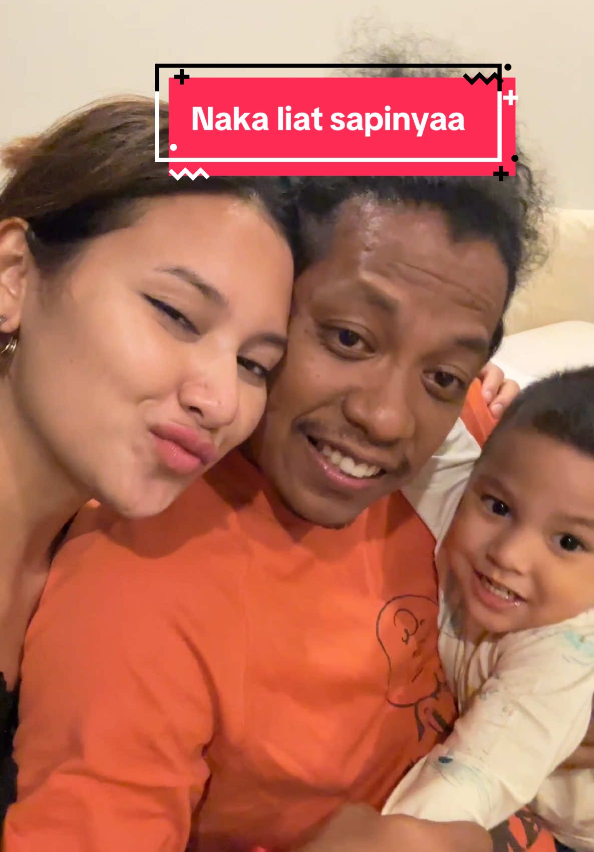 Jalan jalan seharian bertiga, sampai nengokin sapi kurban buat keluargaku 🥰 @Arie Kriting 