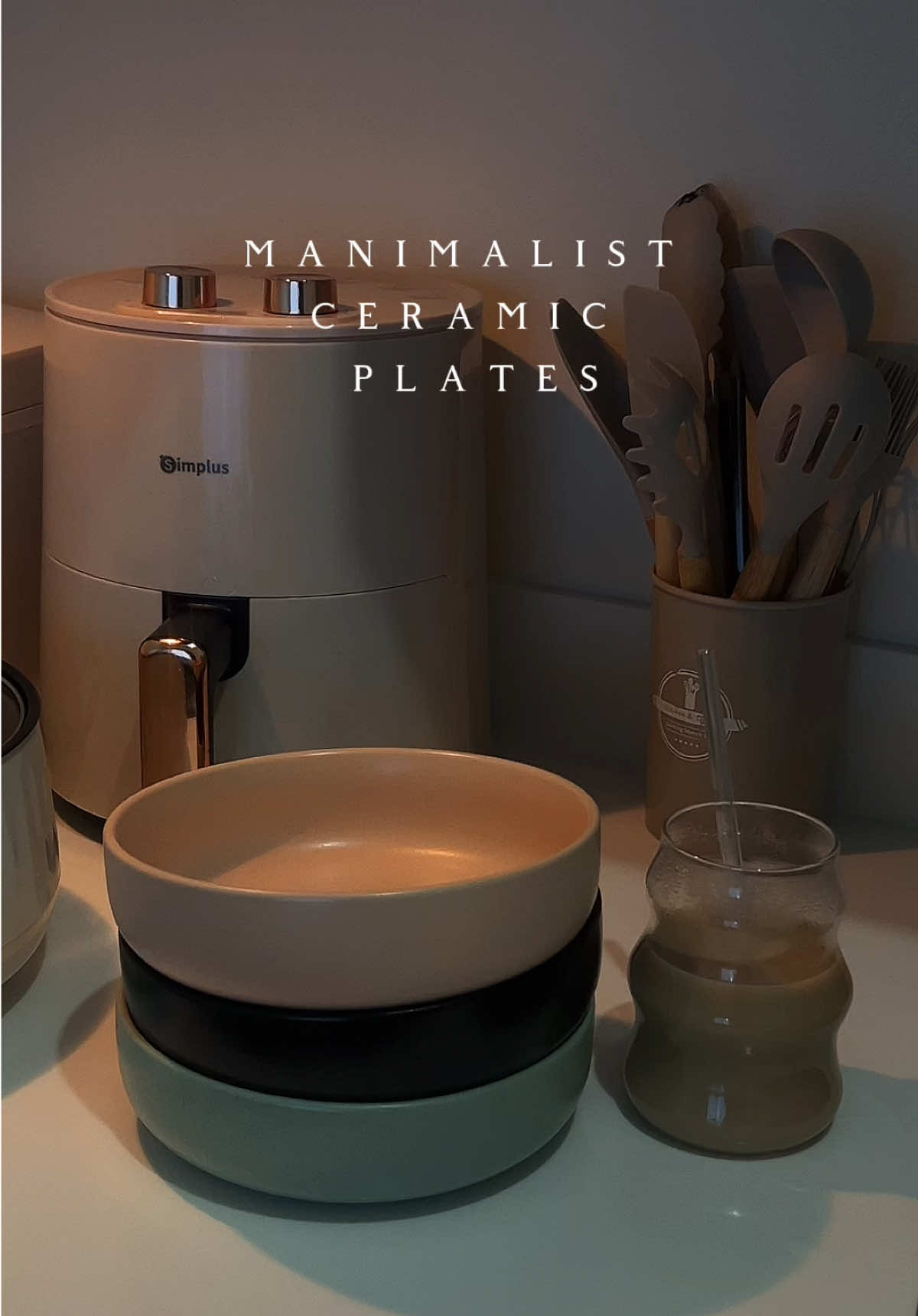bowl plates girlie >>> #plates #Lifestyle #homedecor #kitchen #fypシ゚ #foryou #affiliate #tiktokaffiliate #tiktokshop #sofisoftliving #livingalone #philippines #aesthetic #diningset #CapCut #independentliving #sololiving 