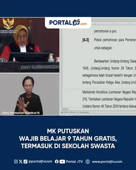 MK Putuskan Wajib Belajar 9 Tahun Gratis, Termasuk di Sekolah Swasta Mahkamah Konstitusi mengabulkan gugatan uji materi UU Sisdiknas, dan memerintahkan pemerintah menggratiskan pendidikan wajib belajar 9 tahun—baik di sekolah negeri maupun swasta. Putusan ini berlaku untuk jenjang SD dan SMP, demi memastikan semua anak bisa mengakses pendidikan tanpa kendala biaya. Dengan keterbatasan daya tampung di sekolah negeri, banyak siswa harus masuk sekolah swasta yang biayanya lebih tinggi. MK menilai ini menciptakan ketimpangan. Kini, pemerintah pusat dan daerah wajib menjamin pendidikan dasar gratis untuk semua, sebagai bentuk keadilan dalam akses pendidikan. #PendidikanGratis #PutusanMK #WajibBelajar #Sisdiknas #BeritaPendidikan #jtvrek #portaljtvcom