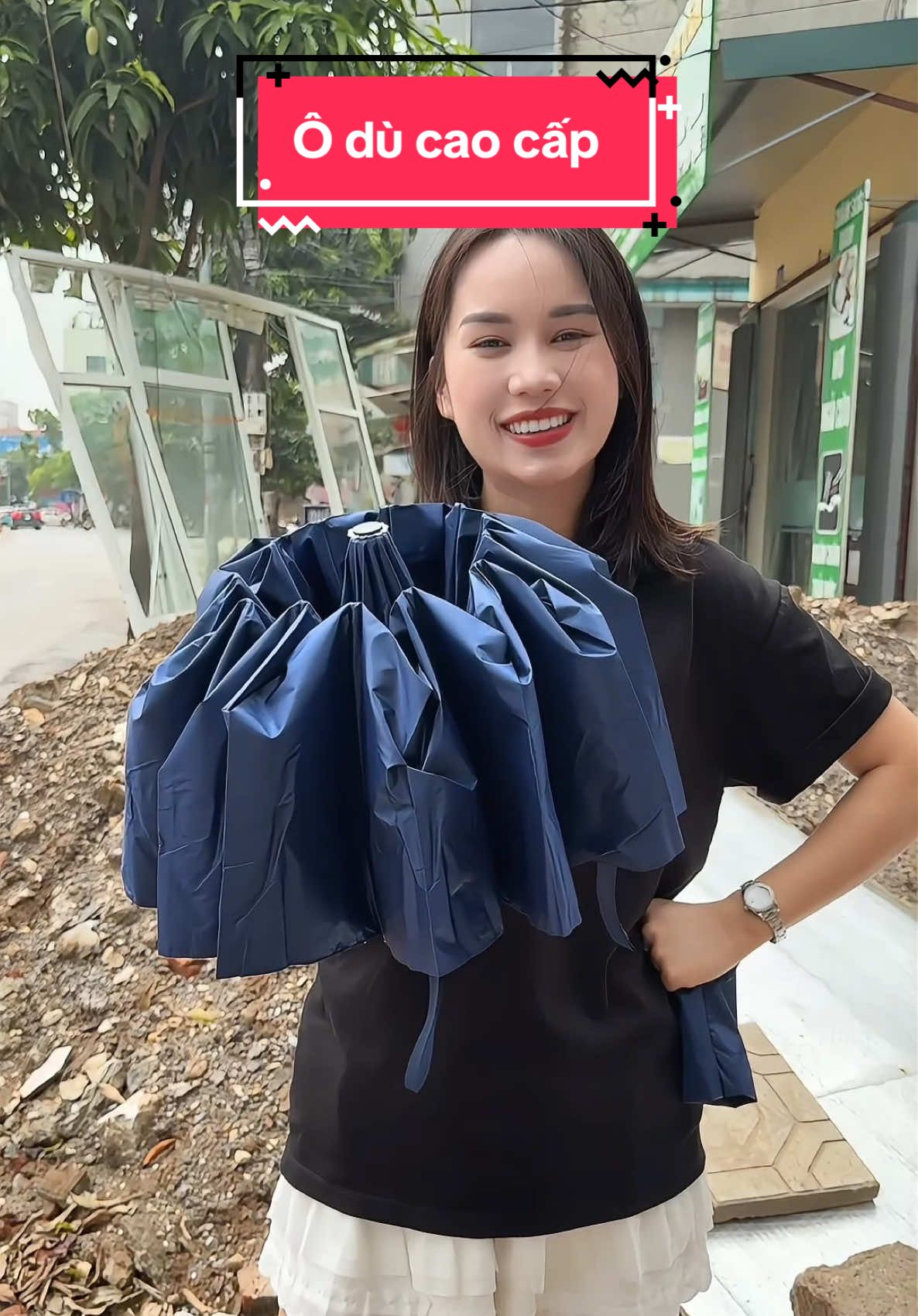 Ô dù cao cấp đóng mở tự động chỉ bằng 1 nút bấm #xuhuong #oduchenang #oduchemua #ochenang 