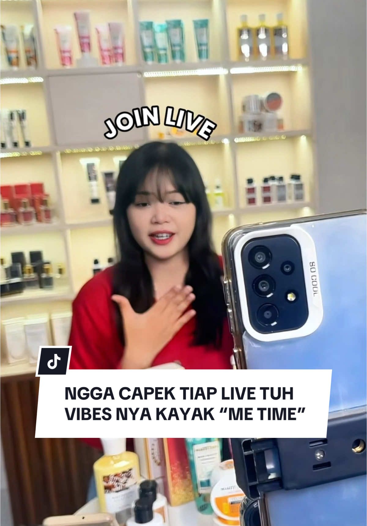 Capek? Nggak dong, ini bukan sekadar live… ini ‘me time’ bareng kalian ✨ Yuk gabung di Beauty Talk Live! 💬 Sharing tips cantik 🎁 Klaim voucher eksklusif 💗 Curhatin masalah kulitmu, kita bahas bareng! 📍Jangan lupa join ya, cuma pas live bisa dapet hadiahnya! @Beauty Talk Store  #LiveCantik #BeautyTalk #VoucherSpesial #Guncang66 #Guncang66SpesialGajian #WIBGAJIAN #fyp #anxietytrend #FYP #fypシ゚viral #foryou #fypindonesia #fypchallenge #trending #viraltiktok #BodycareRoutine #bodycare #ahalotion