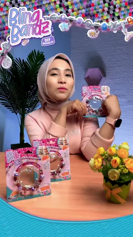 Restock lagi gelang viral ini! Charms Bling Bands yang baru bikin banyak variasi mix and match! 💎 #gelangviral #blingbands #blingbandsemco #emcotoys #mainanemco #koleksi #pandora #alfamarttiktok 