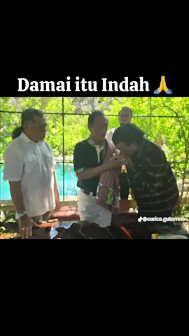 Ketua Umum FKPTT bersama Ketua Umum Grib Jaya menemui Mantan Gubernur DKI Bapak Letjen (Purn) Sutiyoso di kediaman pribadinya di Cibubur, Kota Bekasi, Jawa Barat. Damai itu Indah 🙏 @GRIB JAYA.ID @GENERASI MUDA GRIB JAYA @SETJEN GRIB JAYA @gribjayadpdjawabarat @01_DPD GRIB KALTENG @DPD GRIB JAYA SUMUT #ormas #gribjaya #bersatu #indonesia #hercules #grib 