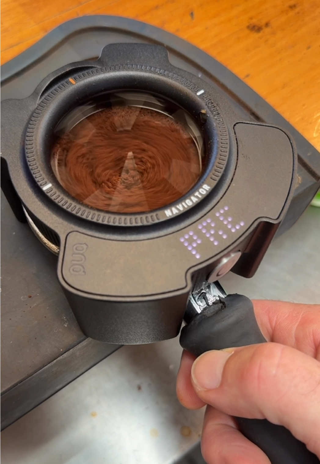 The PUQ Navigator automatic distribution tool working its magic on our coffee today in the espresso bar 🪄 It’s a pretty tricky little device which has a big impact on the end flavour of your coffee. Is it something you could see fitting into your workflow?  Stay tuned for more on this in coming weeks after we test it out and release our thoughts in a comprehensive video ☕️ #coffeevideo #baristatools #baristacoffee #coffeeprep #coffeetiktok #coffeetools 
