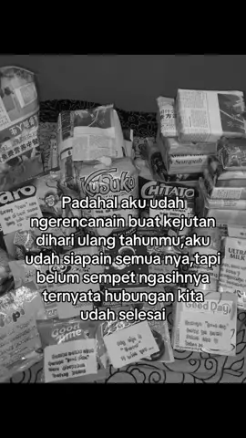 yng bikin sedih semua nya mau dikemanain😟#fy #trend #fotolive #fyp #ulangtahun 