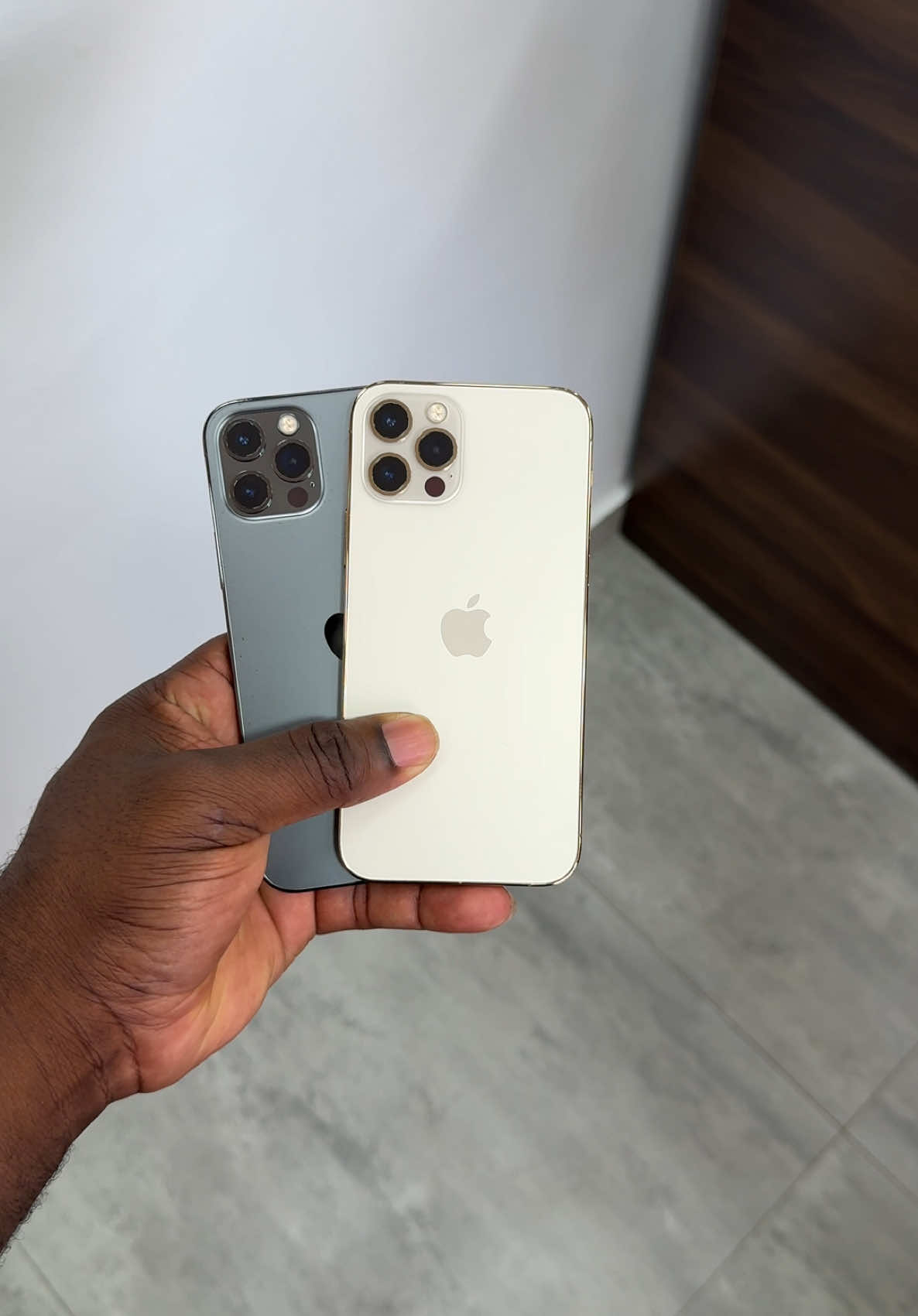 12 Pro 128gb Factory Unlock 🔋89%-91%(UK Used) GH₵4,800 (Installment Payment Available) 🔀Swap Allowed ☎️0577581080 📍Circle TipToe Lane(Navana Plaza)