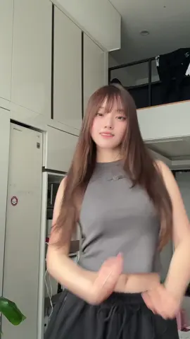 こういうカッコイイ服すきなの〜