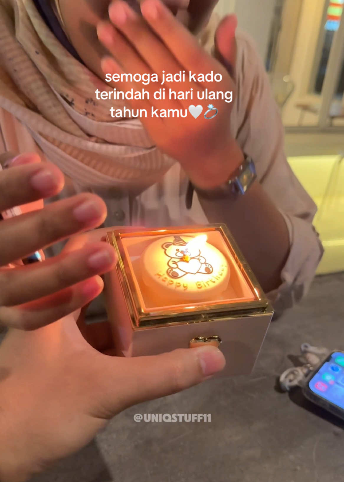 makasih ya udah sejauh ini sama aku🤍#giftideas #kadocewek #kadounik #kadoanniversarry #kotakcincin #promesring #kotakcincinkue 