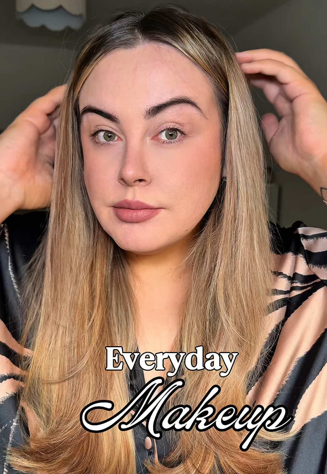 ✨ Simple every day makeup using  @REFY primer @Huda Beauty setting spray @Sculptedbyaimee concealer @L'Oréal Paris UK foundation @Benefit Cosmetics UK bronzer @Rare Beauty blush @e.l.f. Cosmetics UK brow pencil @No7 brow gel @Revolution Pro lipliner and eyelash curler @madebymitchell mascara @Jeffree Star Cosmetics matte lipstick @rimmellondon powder @Spectrum Collections brushes @Trigwell Cosmetics powder puff @Clomaná sponge  #everydaymakeuproutine #makeuptok #ukmakeup #fyp #ugccontentcreator #smallcontentcreator #beautycontentcreator #CapCut 