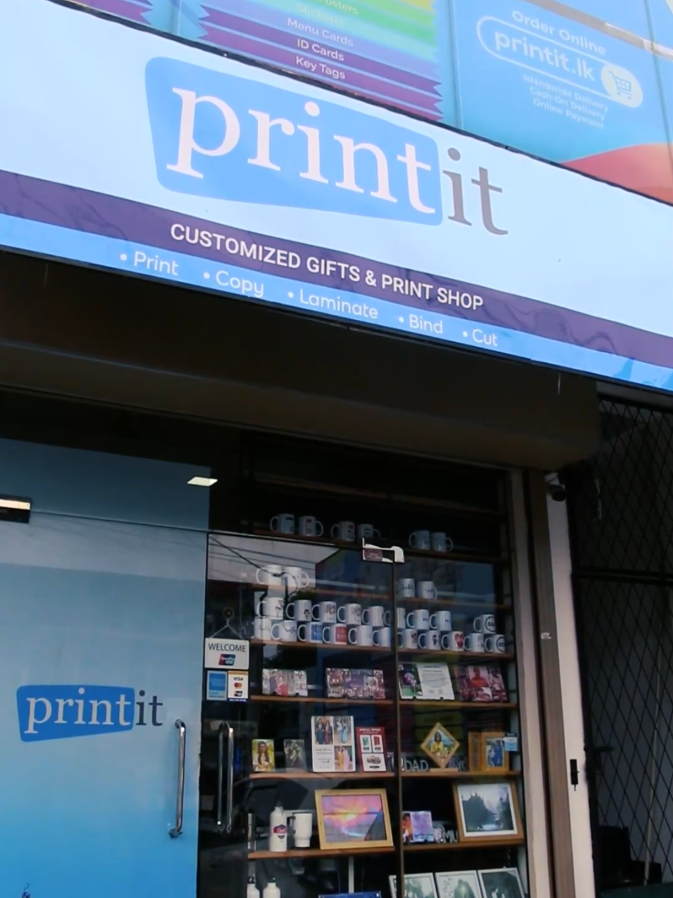 Customized Gifts Items සහ Stationary Printing වලට හොඳම තැන. 😍 Visit Online : www.printit.lk WhatsApp : 0701228800 #fyp #onemillionaudition #gift #print #stationery #customized 