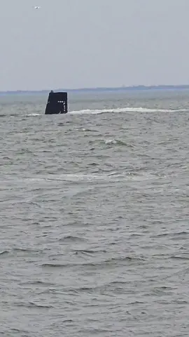 Nuclear Submarine  🇺🇸Passing In a Headwind #nuclear #ship #navy #stealth #extreme 