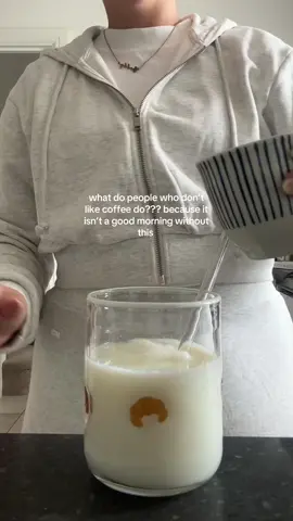wake shake and have a coffee ☕️🥐