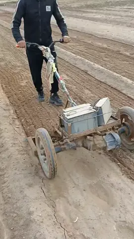 technologya😁😂#FarmLife #AgricultureNepal #OrganicFarming #usa #Farming #SustainableFarming #villagelife 