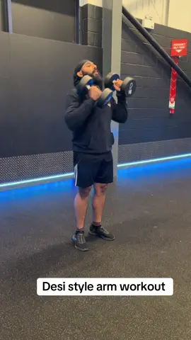 Don’t need any fancy machinery to condition and strengthen your arms. Pehlwans in India have been using these exercises ever since dumbbells were introduced to the country. Focus here isn’t building muscle or going heavy, but it’s to rep out 100s even 1000s of reps.                                                 #punjabi #gym #gymmotivation #wrestling #singh #pehlwan 